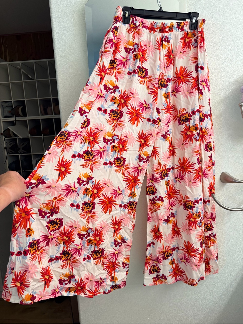 Millibon Floral Wide-Leg Palazzo Pants in Pink & Red